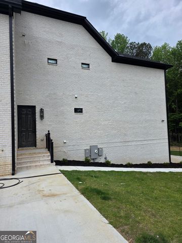 210 Waltham Way, Fayetteville, GA 30214