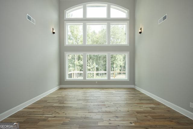 210 Waltham Way, Fayetteville, GA 30214