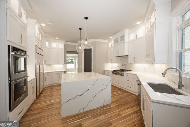 210 Waltham Way, Fayetteville, GA 30214