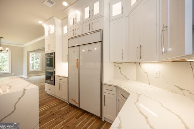 210 Waltham Way, Fayetteville, GA 30214