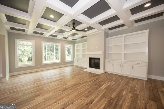 210 Waltham Way, Fayetteville, GA 30214
