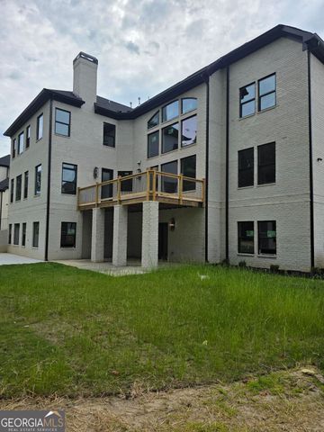 210 Waltham Way, Fayetteville, GA 30214