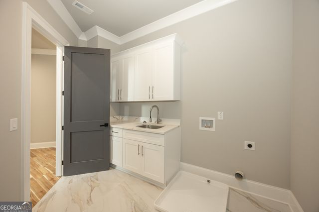 210 Waltham Way, Fayetteville, GA 30214