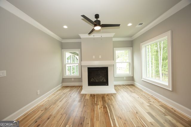 210 Waltham Way, Fayetteville, GA 30214