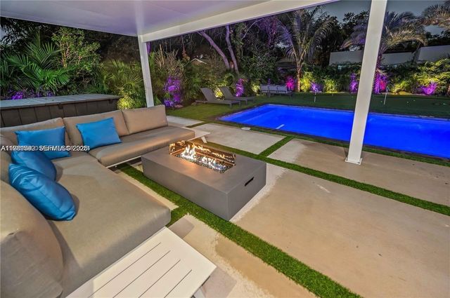 155 NW 51st St 0, Miami, FL 33127