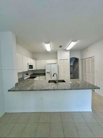 10760 NW 82nd Ter 8-7, Doral, FL 33178