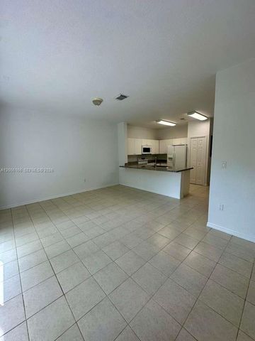 10760 NW 82nd Ter 8-7, Doral, FL 33178