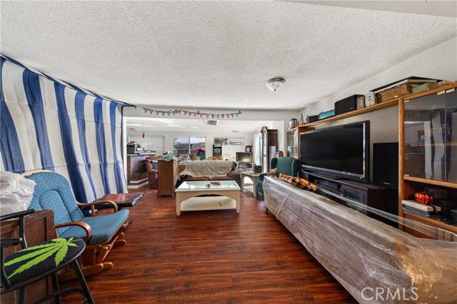 26680 Major, Hemet, CA 92544