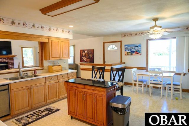 240 Woodleigh Road, Knotts Island, NC 27950