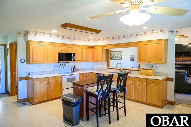 240 Woodleigh Road, Knotts Island, NC 27950