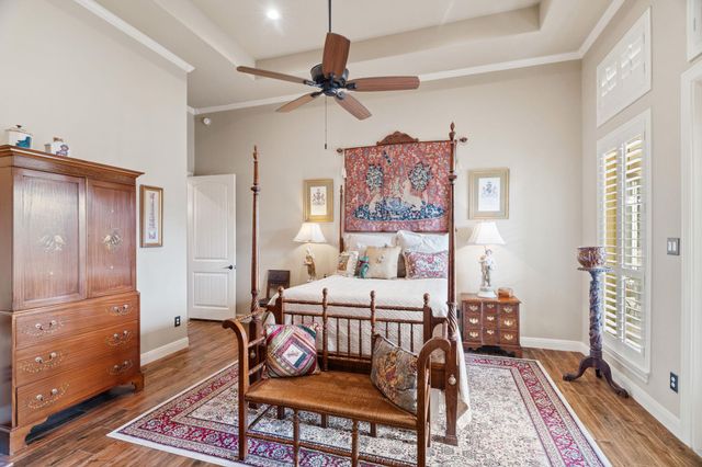 203 Circle Oaks DR, Burnet, TX 78611