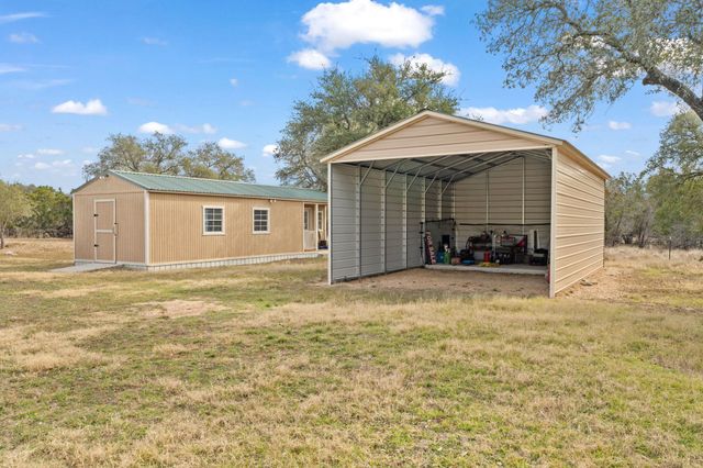 203 Circle Oaks DR, Burnet, TX 78611