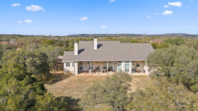 203 Circle Oaks DR, Burnet, TX 78611