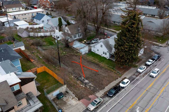 1717 N Howard St, Spokane, WA 99205