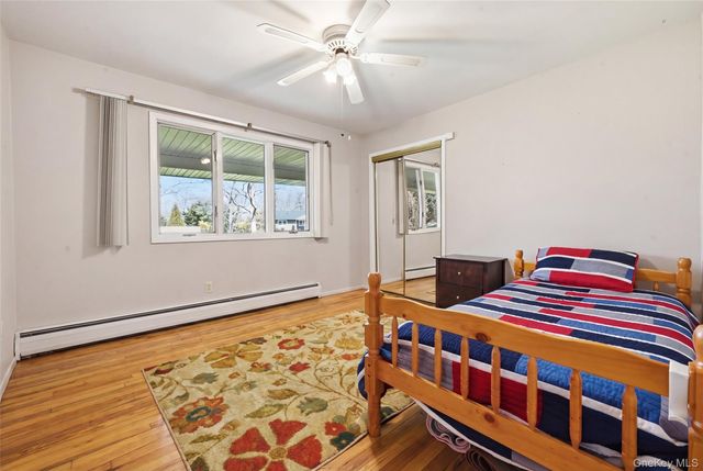 8 Penn Drive, Dix Hills, NY 11746