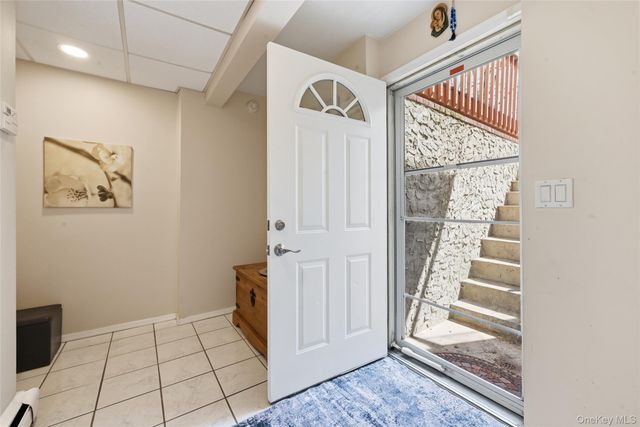8 Penn Drive, Dix Hills, NY 11746