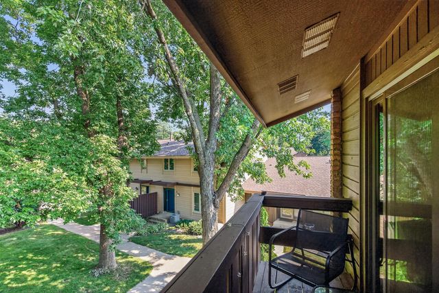 55 Birnamwood Drive, Burnsville, MN 55337