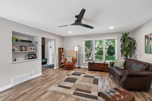 55 Birnamwood Drive, Burnsville, MN 55337