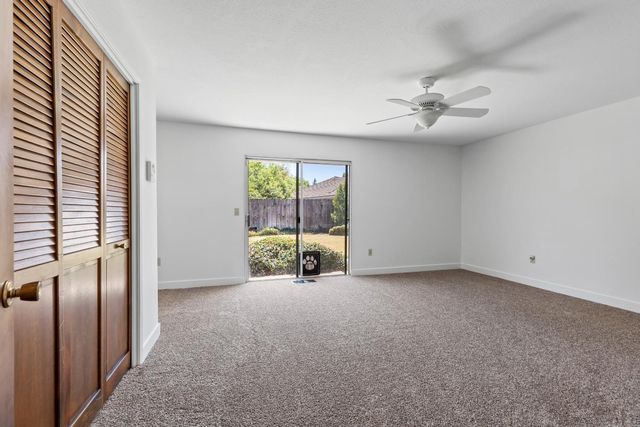 2620 Portsmouth Ln, Modesto, CA 95355