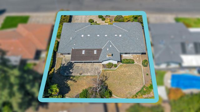 2620 Portsmouth Ln, Modesto, CA 95355