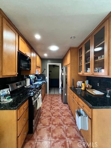 2160 E 105th, Los Angeles, CA 90002