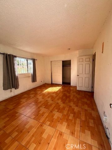 2160 E 105th, Los Angeles, CA 90002