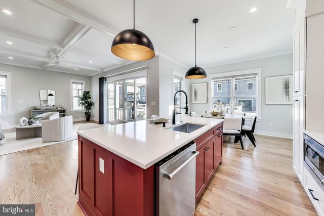 4021 HAMILTON ST, Hyattsville, MD 20781