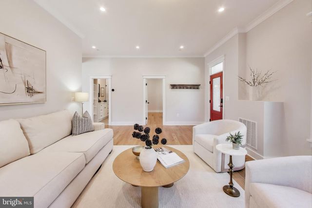 4021 HAMILTON ST, Hyattsville, MD 20781