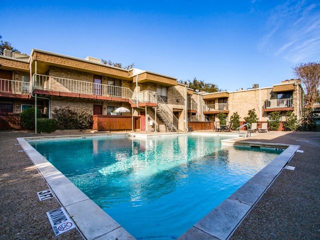 5916 Birchbrook Drive 136, Dallas, TX 75206