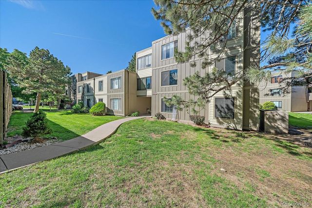 2525 S Dayton Way 2310, Denver, CO 80231