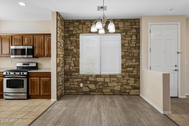 1676 W MORSE Drive, Anthem, AZ 85086