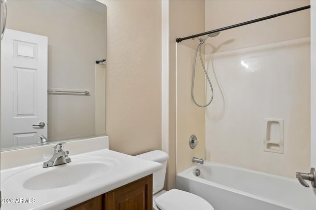 1676 W MORSE Drive, Anthem, AZ 85086