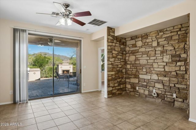 1676 W MORSE Drive, Anthem, AZ 85086