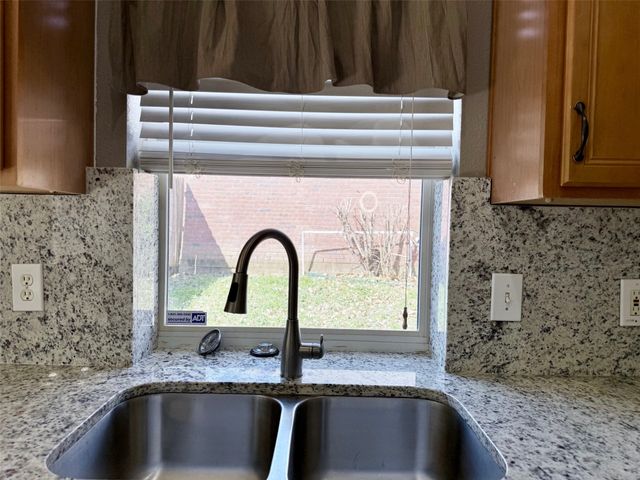 2607 Ridgeoak Trail, Mansfield, TX 76063