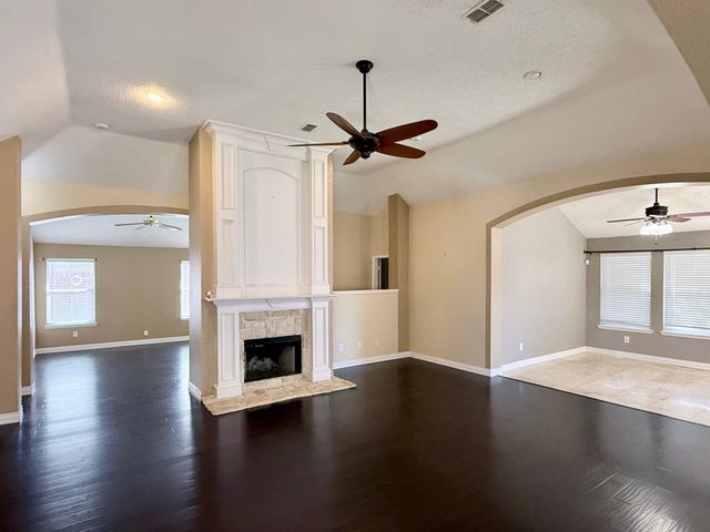 2607 Ridgeoak Trail, Mansfield, TX 76063