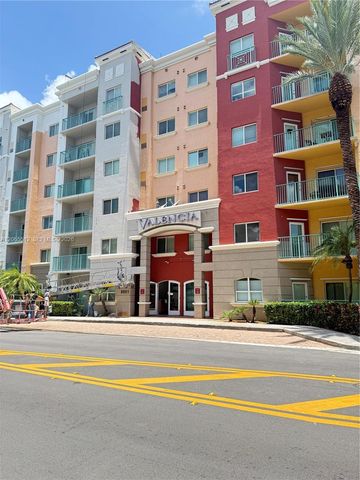 6001 SW 70th St 146, South Miami, FL 33143