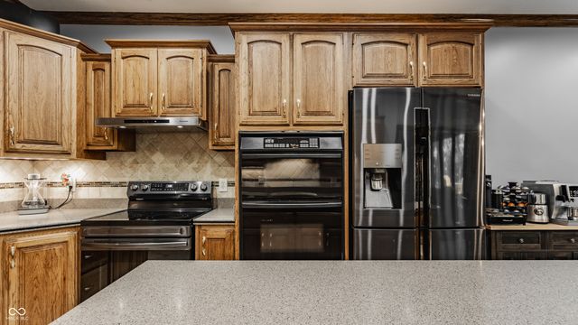 14696 Thor Run Drive, Fishers, IN 46040