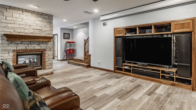 14696 Thor Run Drive, Fishers, IN 46040
