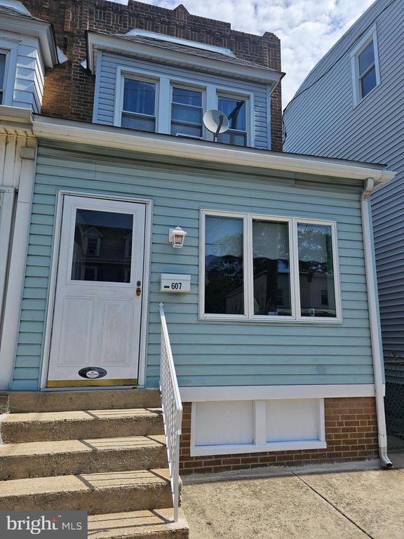 607 HUNTER ST, GLOUCESTER CITY, NJ 08030 — exterior
