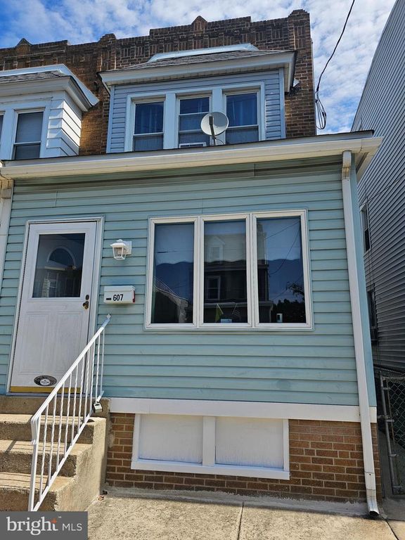 607 HUNTER ST, GLOUCESTER CITY, NJ 08030 — photo 2