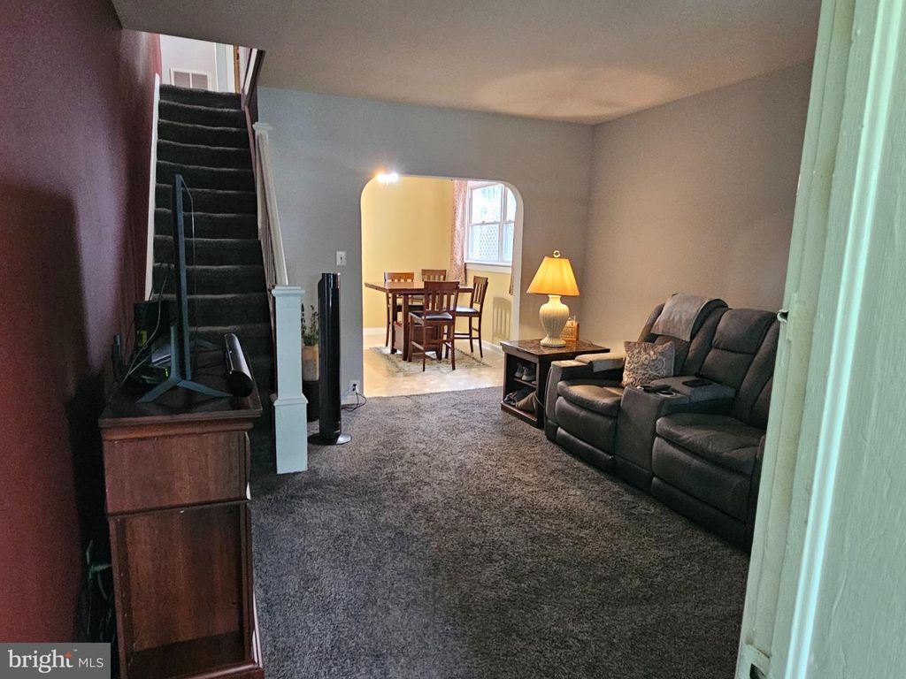 607 HUNTER ST, GLOUCESTER CITY, NJ 08030 — photo 5