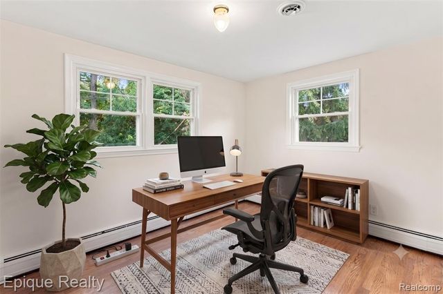 2774 Brady Drive, Bloomfield Hills, MI 48304
