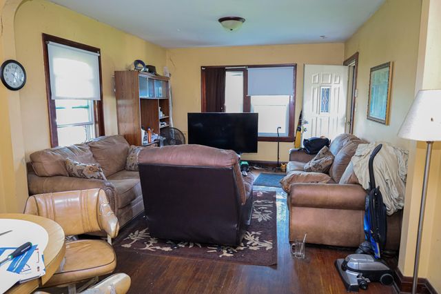 355 Lincoln Street, Gary, IN 46402
