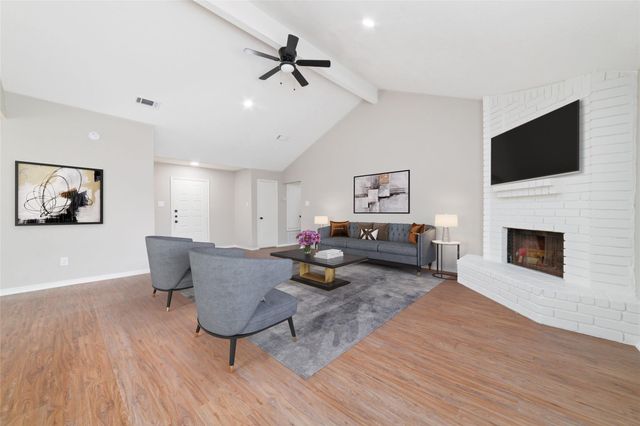 3407 Sandbrook Drive, Houston, TX 77066