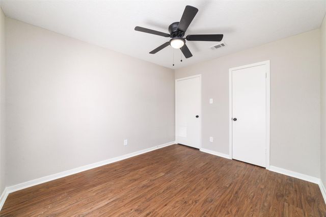 3407 Sandbrook Drive, Houston, TX 77066