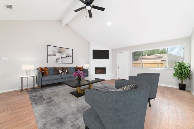 3407 Sandbrook Drive, Houston, TX 77066