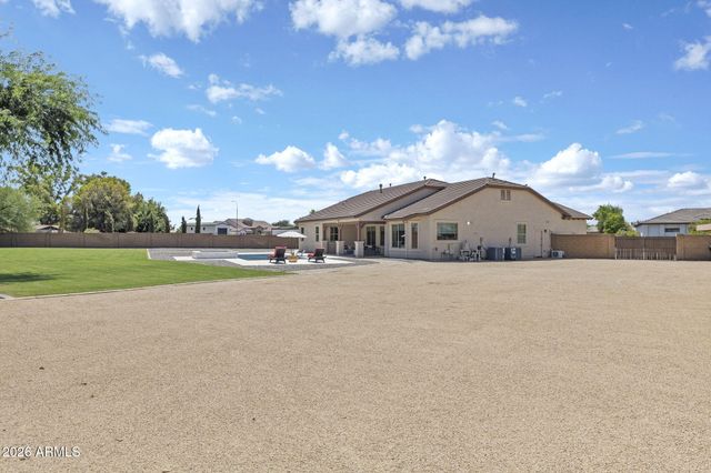5481 S CROSSCREEK Drive, Chandler, AZ 85249