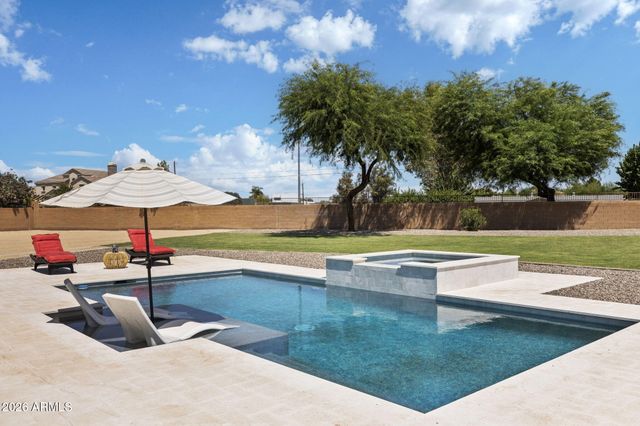 5481 S CROSSCREEK Drive, Chandler, AZ 85249