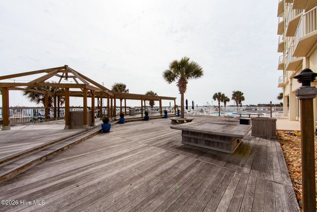 100 Olde Towne Yacht Club Drive 713, Beaufort, NC 28516
