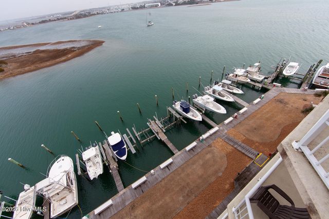 100 Olde Towne Yacht Club Drive 713, Beaufort, NC 28516